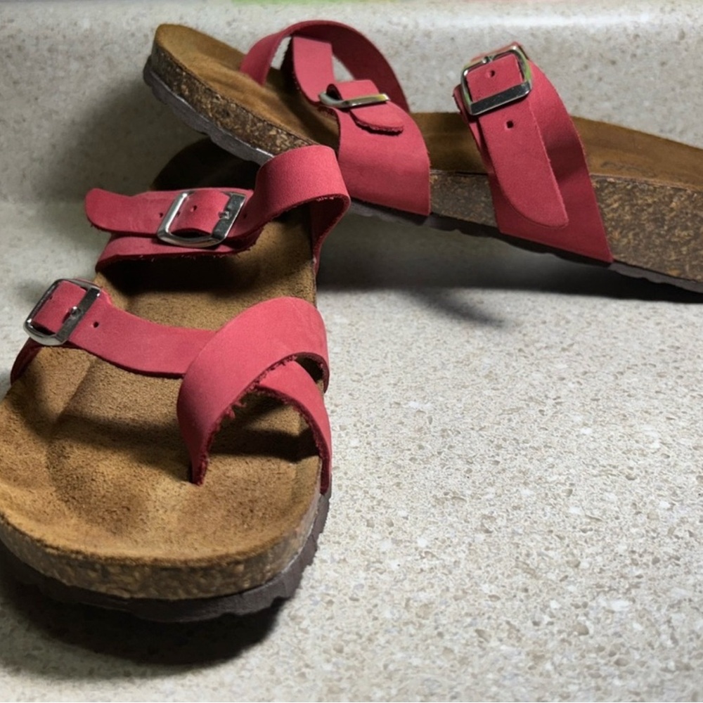 Bio Gold Red Leather Cross Strap Cork Bed
Wedge Sandals Made In Italy Sz 8.5